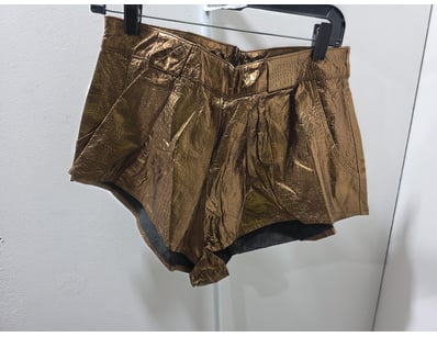 $1.2 Million Designer Fashion Retailer Liquidat... - Lot 247