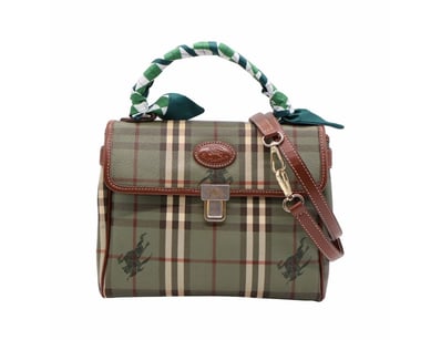 Designer Vault (A982) - Lot 7050