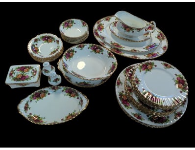 The Curio Collection (A993) - Lot 1032