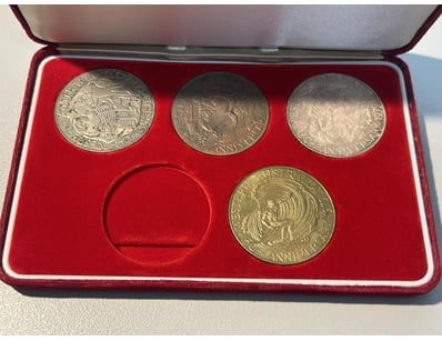 UNRESERVED Banknotes & Coins (A999) - Lot 640