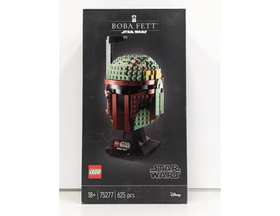 LEGO Star Wars Boba Fett Collectible Helmet Set (7...