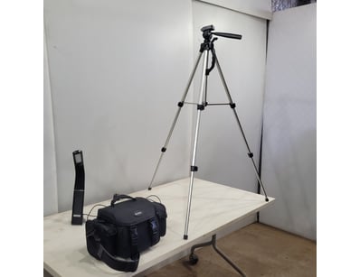 Gadgets & Home, Office Furniture, (WAA976) - Lot 208