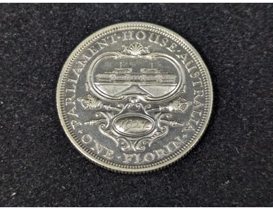 1927 AUSTRALIAN 8 PEARL PARLIAMENT HOUSE FLORIN
...