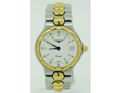 Affordable Watch Market (A999) - Lot 521