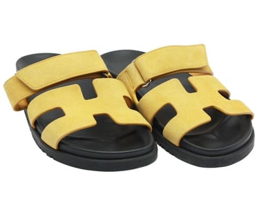 Designer Vault (A985) - Lot 7550