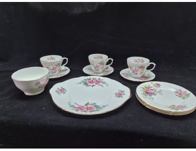 The Curio Collection (A1000) - Lot 2072