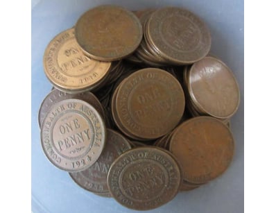 Vintage Estate Jewellery & Collectables (A981) - Lot 70