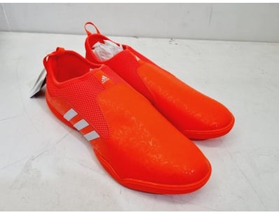 Major Brand Apparel & Footwear Liquidation Even... - Lot 104