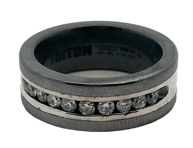 Luxury Pawnbroker Christmas Sale PART 1 (A984) - Lot 528