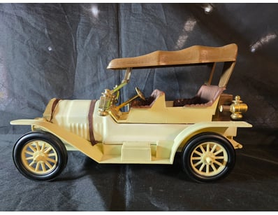 DIE-CAST MODEL AUTOMOBILE - EARLY 1900S OPEN TOURI...