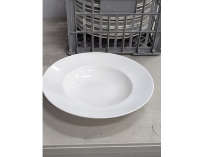 Bowl, white ceramic, 31cm diameter

SOLD AS LOT...
