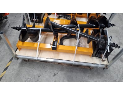 FACTORY DIRECT Portables, Containers & Machinery - Lot 41