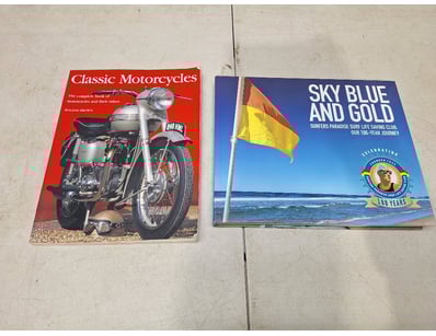 Gadgets, Music & Pastimes (A1007) - Lot 610