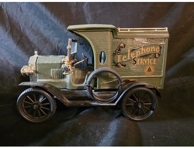 FORD MODEL T TELEPHONE SERVICE DELIVERY TRUCK MODE...