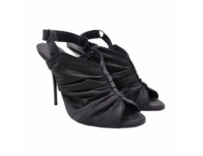 Designer Vault (A987) - Lot 7600