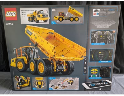 **UNRESERVED** LIFETIME COLLECTION OF LEGO PART... - Lot 108