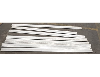 Diverse Timeless Louver Sale (NSWA981) - Lot 142