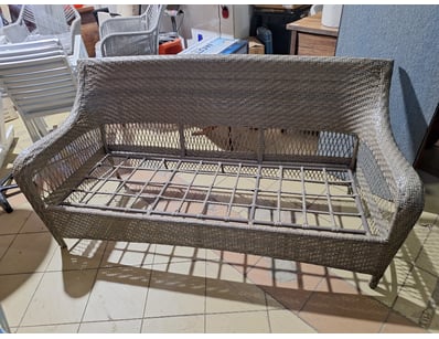 Outdoor Seating, Rattan Style, Natural Finish

Dim...