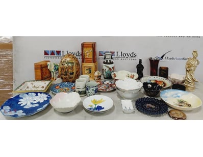 ASSORTED ASIAN-THEMED PORCELAIN AND CERAMIC DECORA...