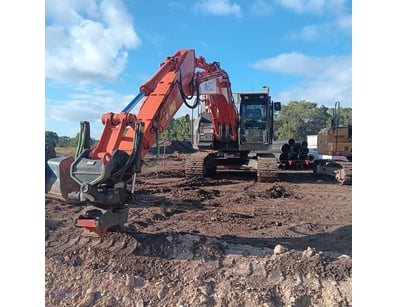 <b>2022 Hitachi ZX225 Excavator - 3,528 Hours - Ti...