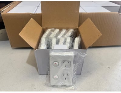 $1.5M Major Lighting & Accessories -Light Fittin... - Lot 29