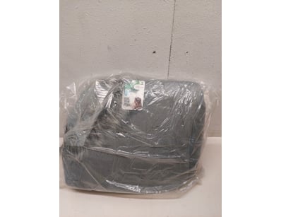 Unreserved Brand New Pet Supplies - Lot 154