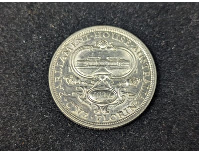 1927 AUSTRALIAN 8 PEARL PARLIAMENT HOUSE FLORIN
...
