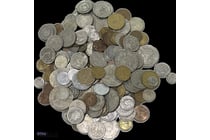 247 · MORE THAN 200 WORLD COINS MIXED CONDITION AND