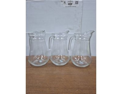 Lot of 3 wine jugs/ water jugs. Clear finish. 18cm...