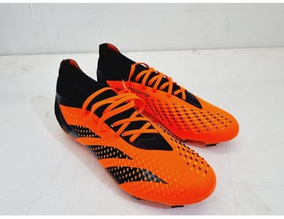 Major Brand Apparel & Footwear Liquidation Even... - Lot 147