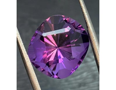 11.65 CARATS NATURAL AMETHYST

11.65 Carats Natu...