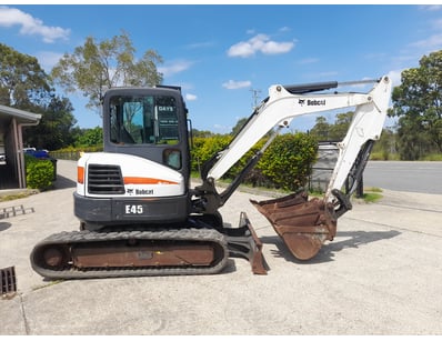 BRISBANE Earthmoving Hire Company Business Closur... - Lot 4