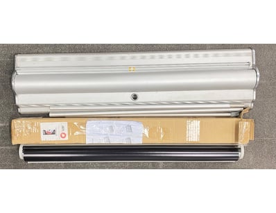 AUTOMOTIVE SIGNS / BANNER

Item Size: Height: 18...