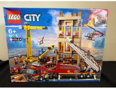 **UNRESERVED** LIFETIME COLLECTION OF LEGO PART... - Lot 513