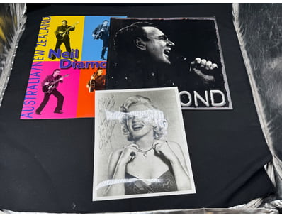 TWO NEIL DIAMOND BOOKLET MEMORABILIA AND MARILYN M...