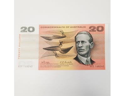 AUSTRALIAN $20 BANKNOTE , R403 (VF) 

CV : $100...