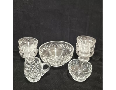 Curios & Collectables (A977) - Lot 7557