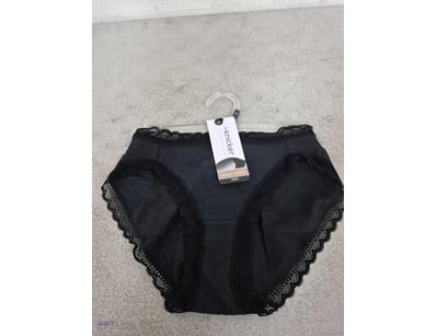 RRP $17.95 The knickers
T22017 bikini
Sizes from...