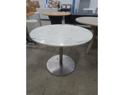 Round Table With Marble Top, White Finish

Dimen...