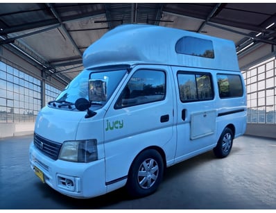 <b>2013 Nissan Caravan - White - 271,715km - Compa...