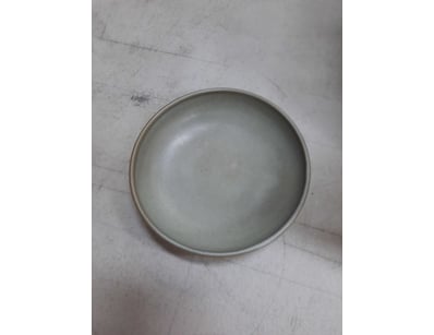 Bowls, grey finish, diameter 15cm.

SOLD AS LOT.
...