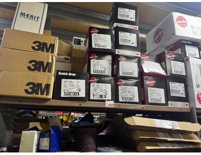 Distribution Business Equipment Liquidation (ON... - Lot 490