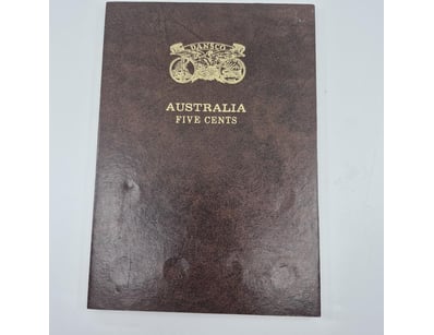 Curios & Collectables (A978) - Lot 589