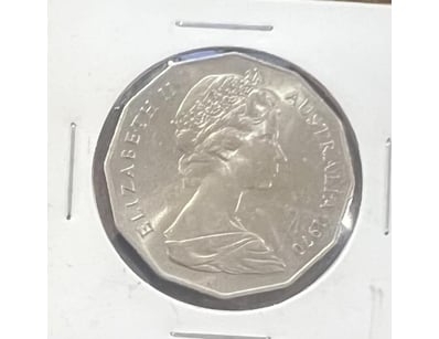 1970 AUSTRALIA FIFTY CENT CAPTAIN COOK COIN UNC  
...