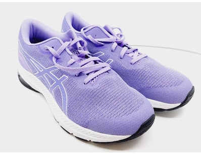 Major Brand Apparel & Footwear Liquidation Even... - Lot 262