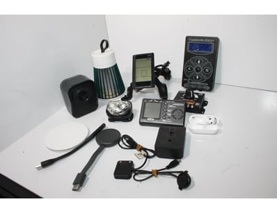 Gadgets, Music & Pastimes (A988) - Lot 210