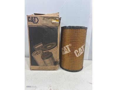 Caterpillar Air filter Bulk Lot ( 142-1340 ) X 2

...