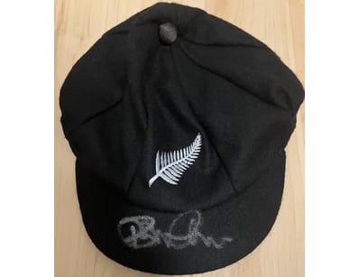 Mancave & Memorabilia (A987) - Lot 1055