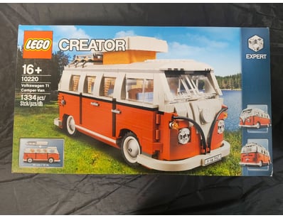 **UNRESERVED** COOKIE'S LIFETIME COLLECTION OF ... - Lot 931