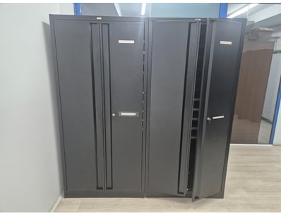 Dyson, Apple & Other Major Brand Reseller Liqui... - Lot 118